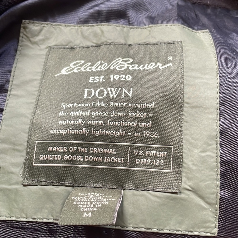 Down Jacket - Picture 2 of 3